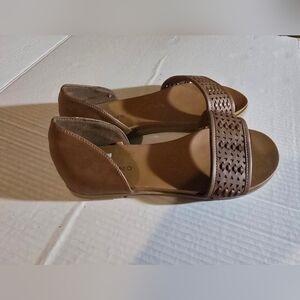 Chic Brown Open-Toe Sandals